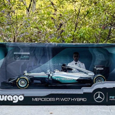 Bburago Mercedes Petronas F1 W07 Hybrid