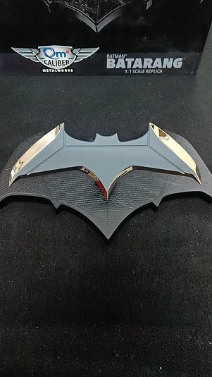 QM Caliber Batman Batarang Scale Replica image 3