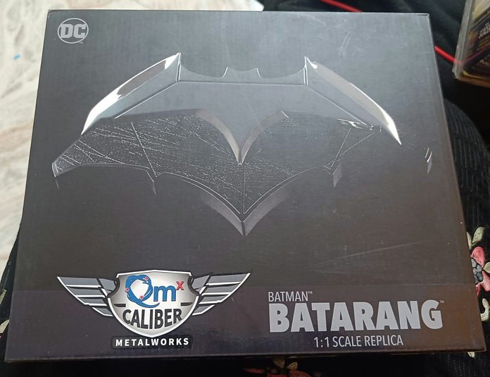 QM Caliber Batman Batarang Scale Replica image 5
