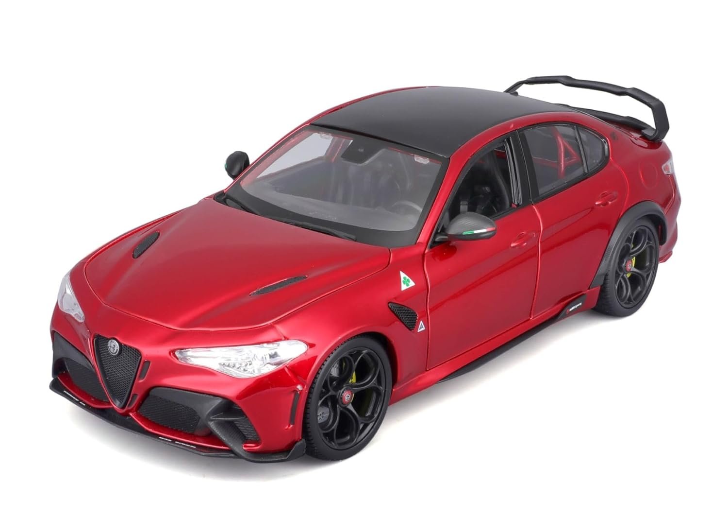 Alfa Romeo Giulia GTA 2020 Replica image 1