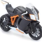 KTM 1190 RC8 R 1:18 Motorcycle Model